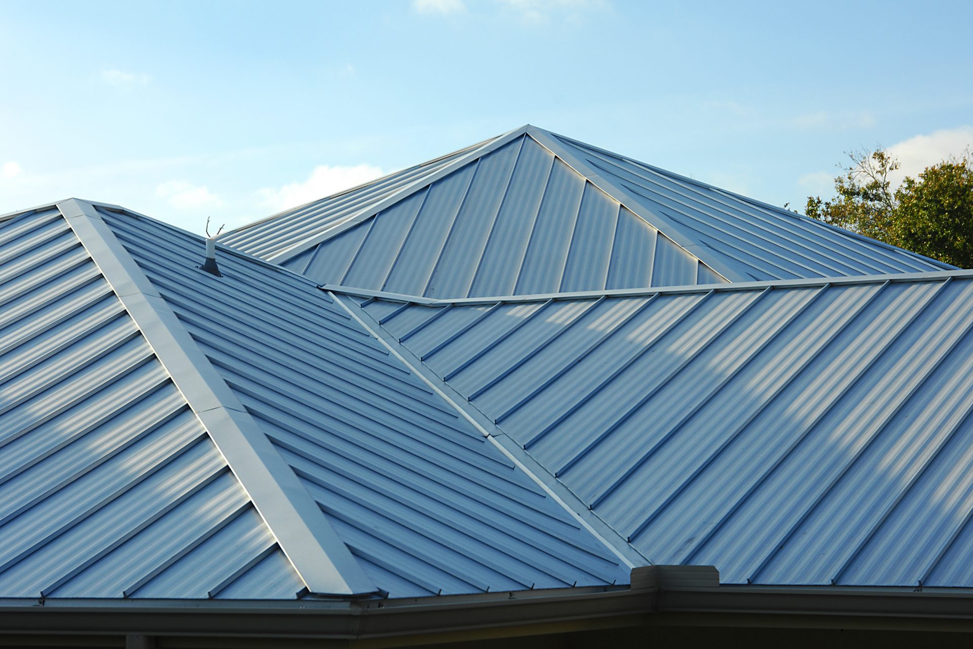 Metal Roofing Manufacturers in Chicago