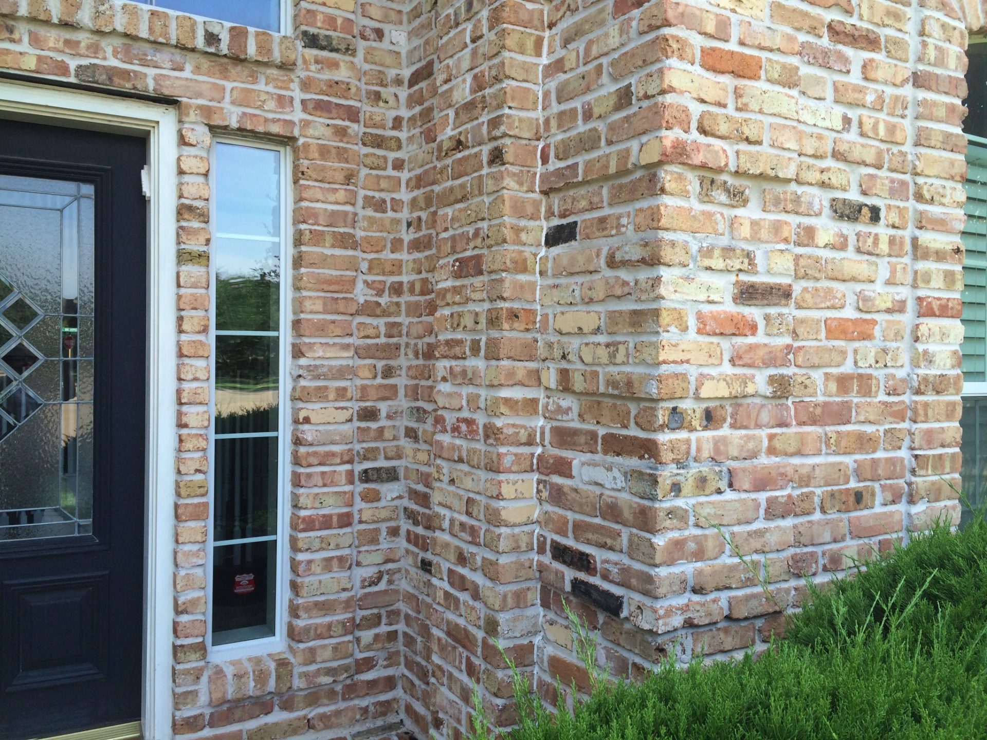 Tuck pointing & Masonry Contractors in Chicago for Commercial and Residential Projects