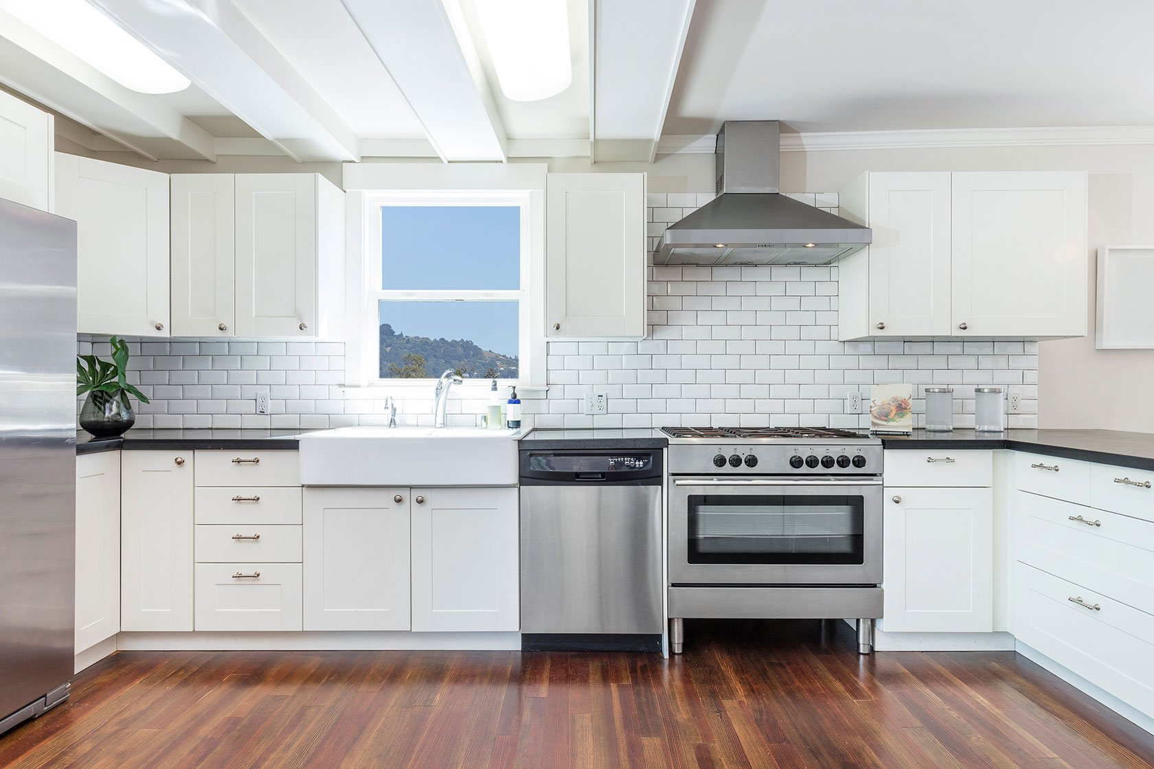 The benefits of having custom cabinets made